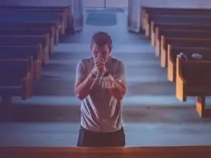 Minha esposa não aceita a minha religião