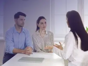 O que fazer quando a família da minha esposa acha que não sou bom marido